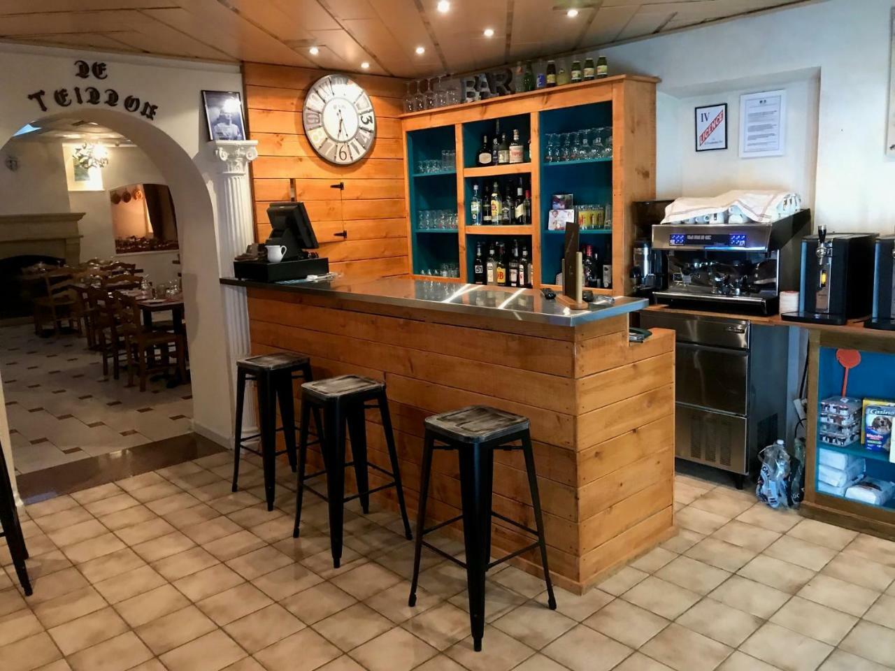 Auberge Du Teillon La Garde  Luaran gambar